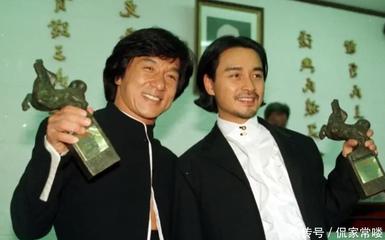 成龙剧组发飙:前面人把饭盛光了,一半人没饭吃,我看着你们吃完